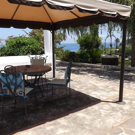 Case Vacanze Villa Lory Malfa (Salina) Exterior foto